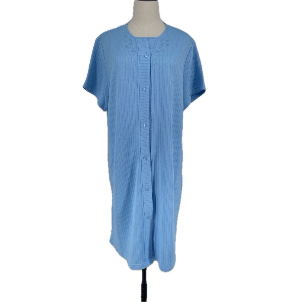 NWT Miss Elaine Embroidered Short Sleeve Robe Nightgown Snap Front Blue 1X Plus
